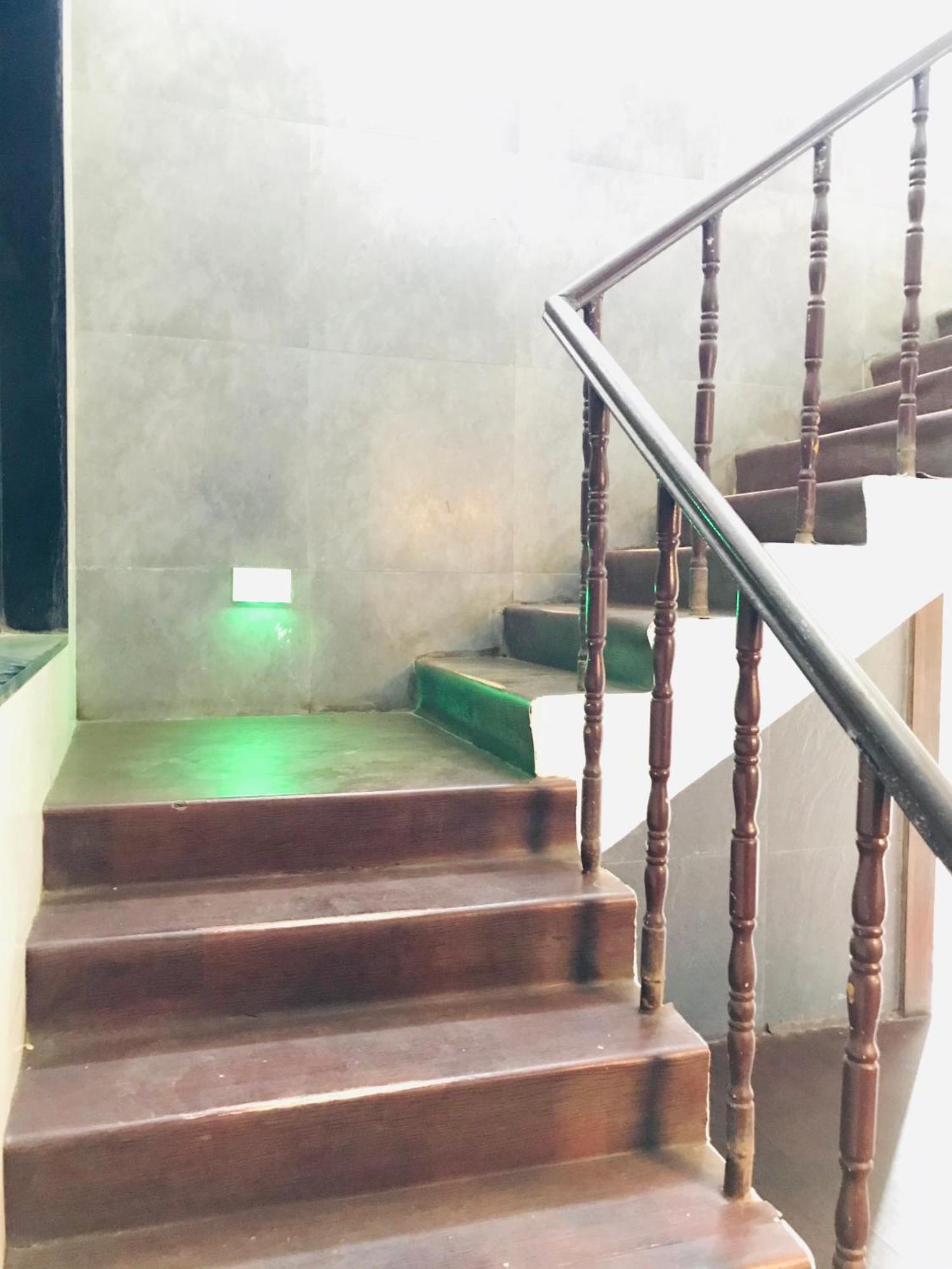 Liva Rooms Nashik Ngoại thất bức ảnh